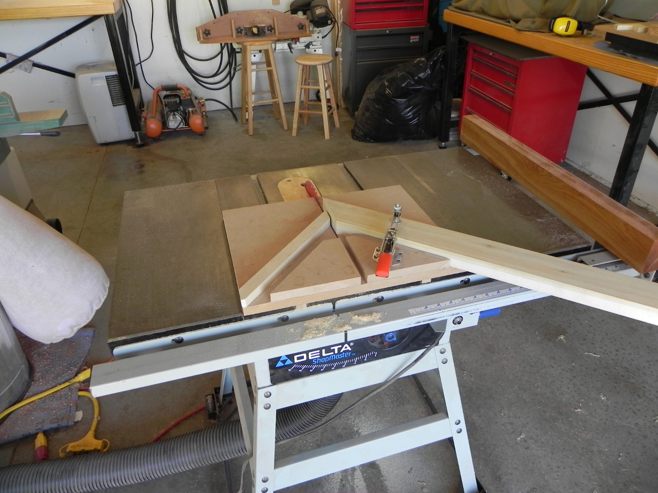 Picture framing jigs